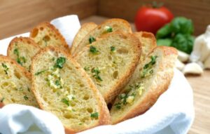 Bruschette con aglio e prezzemolo